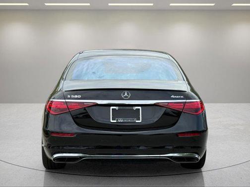 Onyx Black/Mojave Silver 2022 Mercedes-Benz S-Class 4MATIC