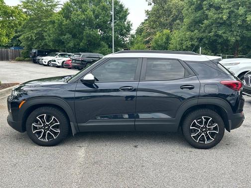 Midnight Blue Metallic 2021 Chevrolet Trailblazer ACTIV