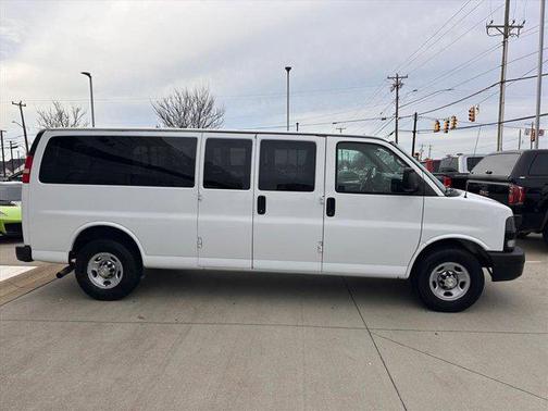 2014 Chevrolet Express 3500 LT