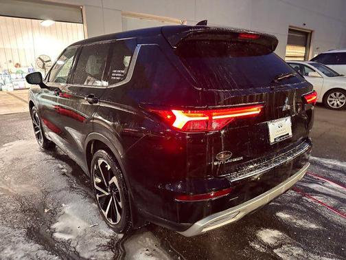 2022 Mitsubishi Outlander SE 2.5 2WD