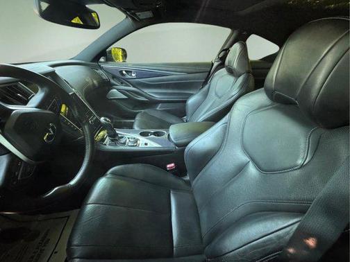2019 INFINITI Q60 3.0T LUXE