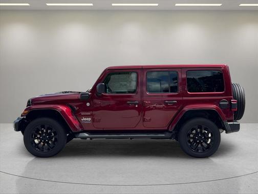 Snazzberry Pearlcoat 2022 Jeep Wrangler Unlimited 4xe Sahara