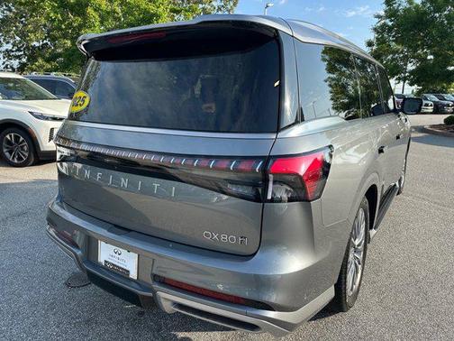 2025 INFINITI QX80 SENSORY AWD