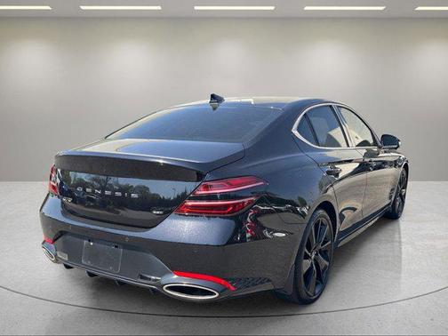 Vik Black 2023 Genesis G70 3.3T RWD