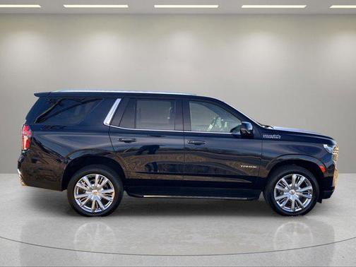 2023 Chevrolet Tahoe 4WD High Country