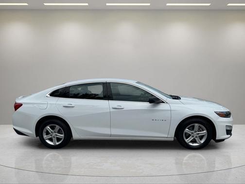 Summit White 2020 Chevrolet Malibu 1LS