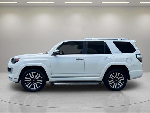 Blizzard Pearl 2022 Toyota 4Runner Limited