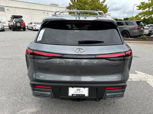 2025 INFINITI QX60 SENSORY
