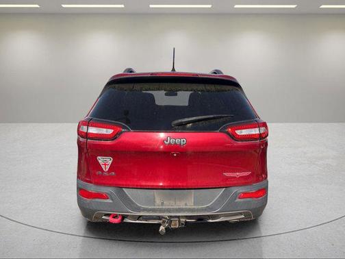 Deep Cherry Red Crystal Pearlcoat 2015 Jeep Cherokee Trailhawk