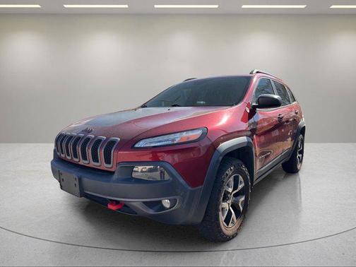 Deep Cherry Red Crystal Pearlcoat 2015 Jeep Cherokee Trailhawk