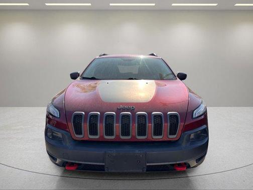 Deep Cherry Red Crystal Pearlcoat 2015 Jeep Cherokee Trailhawk