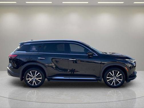 2025 INFINITI QX60 SENSORY