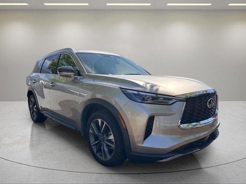 2022 INFINITI QX60 Luxe