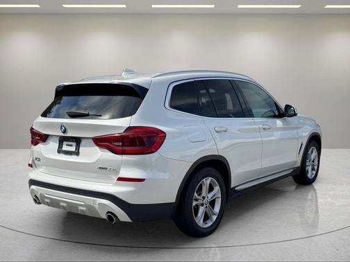 Mineral White Metallic 2020 BMW X3 xDrive30i