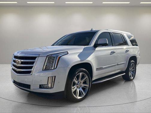 2017 Cadillac Escalade Luxury