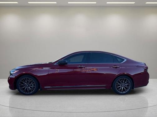 Sevilla Red 2018 Genesis G80 3.3T Sport