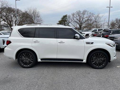 2024 INFINITI QX80 SENSORY AWD