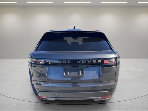 2026 Land Rover Range Rover Velar P250 SE R-Dynamic