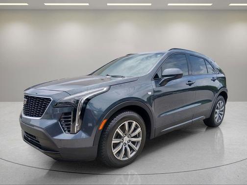 Shadow Metallic 2019 Cadillac XT4 Sport