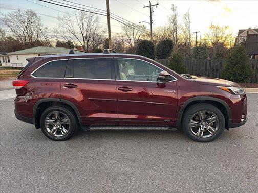 2017 Toyota Highlander Hybrid Platinum