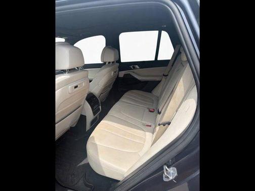 Arctic Gray Metallic 2021 BMW X5 sDrive40i
