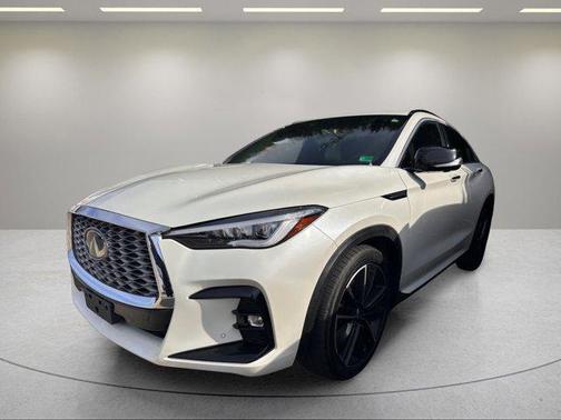 2022 INFINITI QX55 ESSENTIAL
