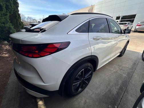 2022 INFINITI QX55 ESSENTIAL