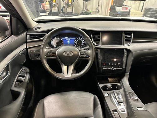 2023 INFINITI QX50 PURE