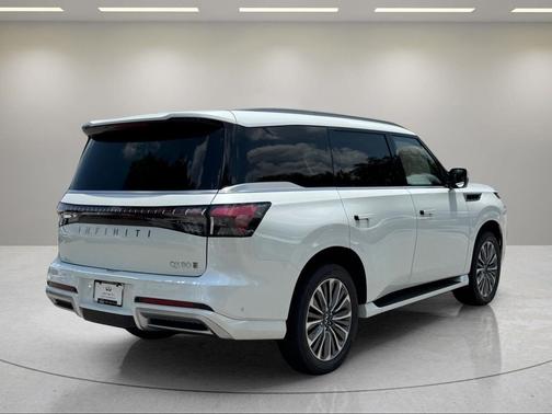 Radiant White 2027 INFINITI QX80 Luxe