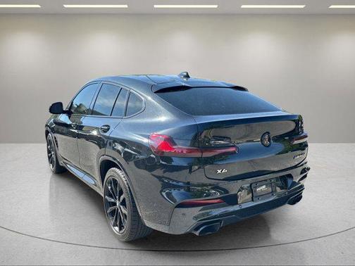 Black Sapphire Metallic 2019 BMW X4 M40i