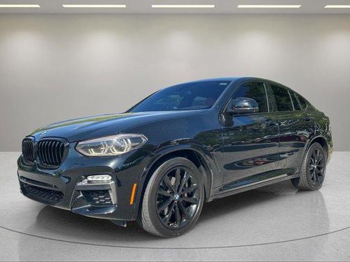 Black Sapphire Metallic 2019 BMW X4 M40i