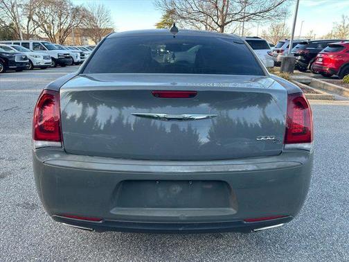 2019 Chrysler 300 S