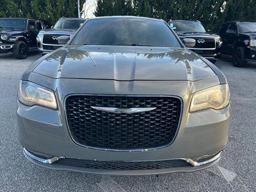 2019 Chrysler 300 S