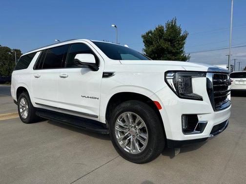 2022 GMC Yukon XL SLT
