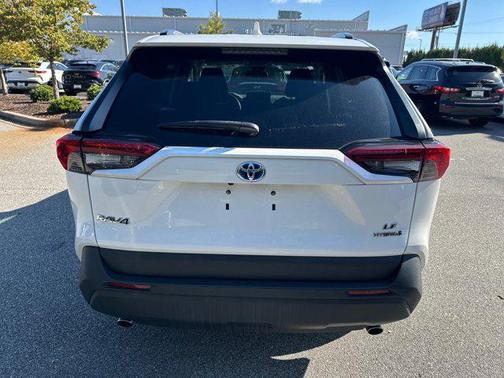 2021 Toyota RAV4 Hybrid LE
