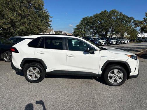 2021 Toyota RAV4 Hybrid LE