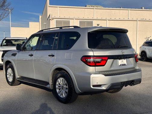 2022 Nissan Armada SV 2WD