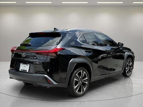 Caviar 2020 Lexus UX 200 Base