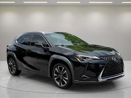 Caviar 2020 Lexus UX 200 Base
