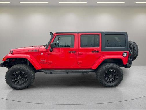 2016 Jeep Wrangler Unlimited Sahara
