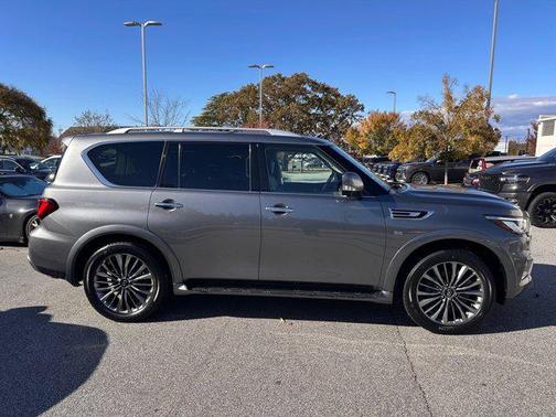 2018 INFINITI QX80 Base