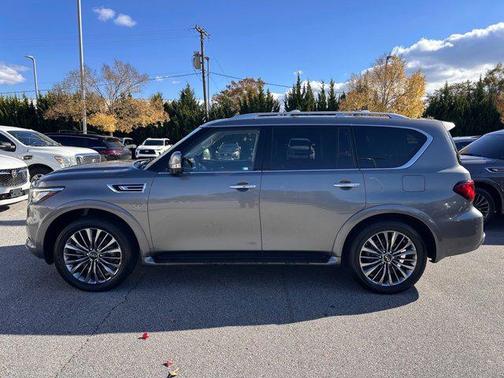 2018 INFINITI QX80 Base