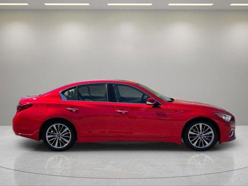 Dynamic Sunstone Red 2024 INFINITI Q50 3.0t LUXE