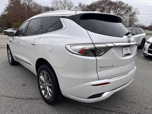2024 Buick Enclave Avenir FWD