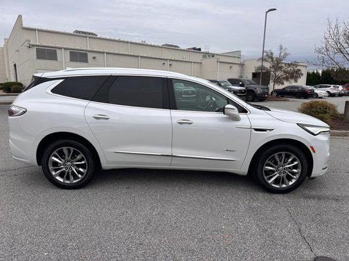 2024 Buick Enclave Avenir FWD