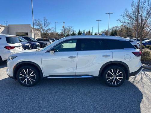 2022 INFINITI QX60 SENSORY