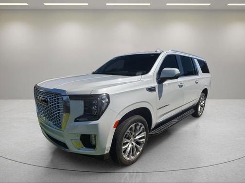 White Frost Tricoat 2024 GMC Yukon XL Denali