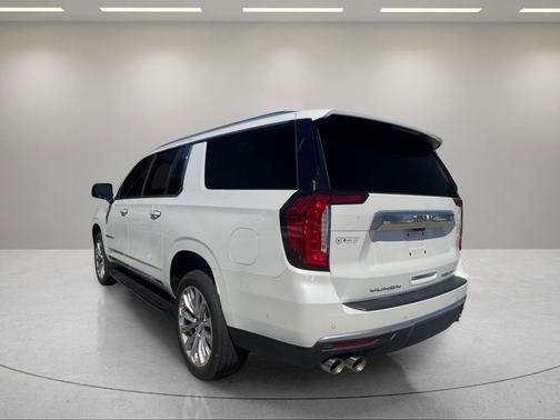 White Frost Tricoat 2024 GMC Yukon XL Denali