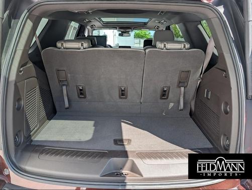 Redwood Metallic 2023 GMC Yukon SLT
