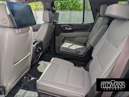 Redwood Metallic 2023 GMC Yukon SLT
